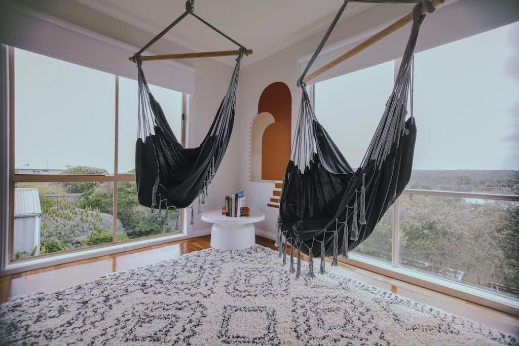 The Hangout King Beds Hammock Chairs With A View Port Campbell Eksteriør bilde