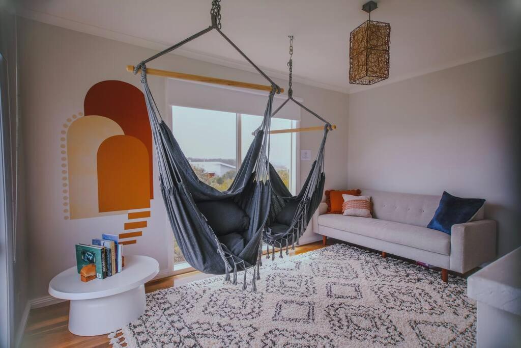 The Hangout King Beds Hammock Chairs With A View Port Campbell Eksteriør bilde